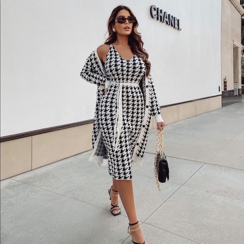 Zie Boutique Houndstooth Dress Sweater Set